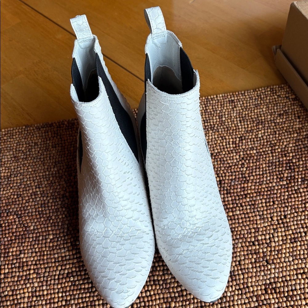 Matisse Leather Boots - Picture 2 of 4
